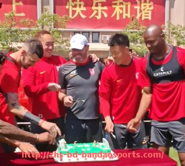 半岛体育-意甲赛事中值得关注的精选球队推荐一览